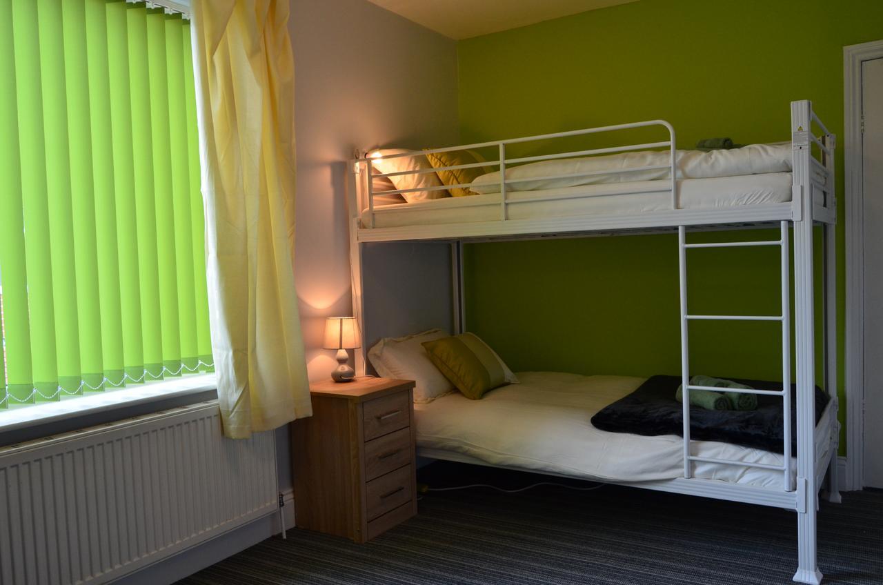 Old Trafford Guest House Sale Exteriör bild