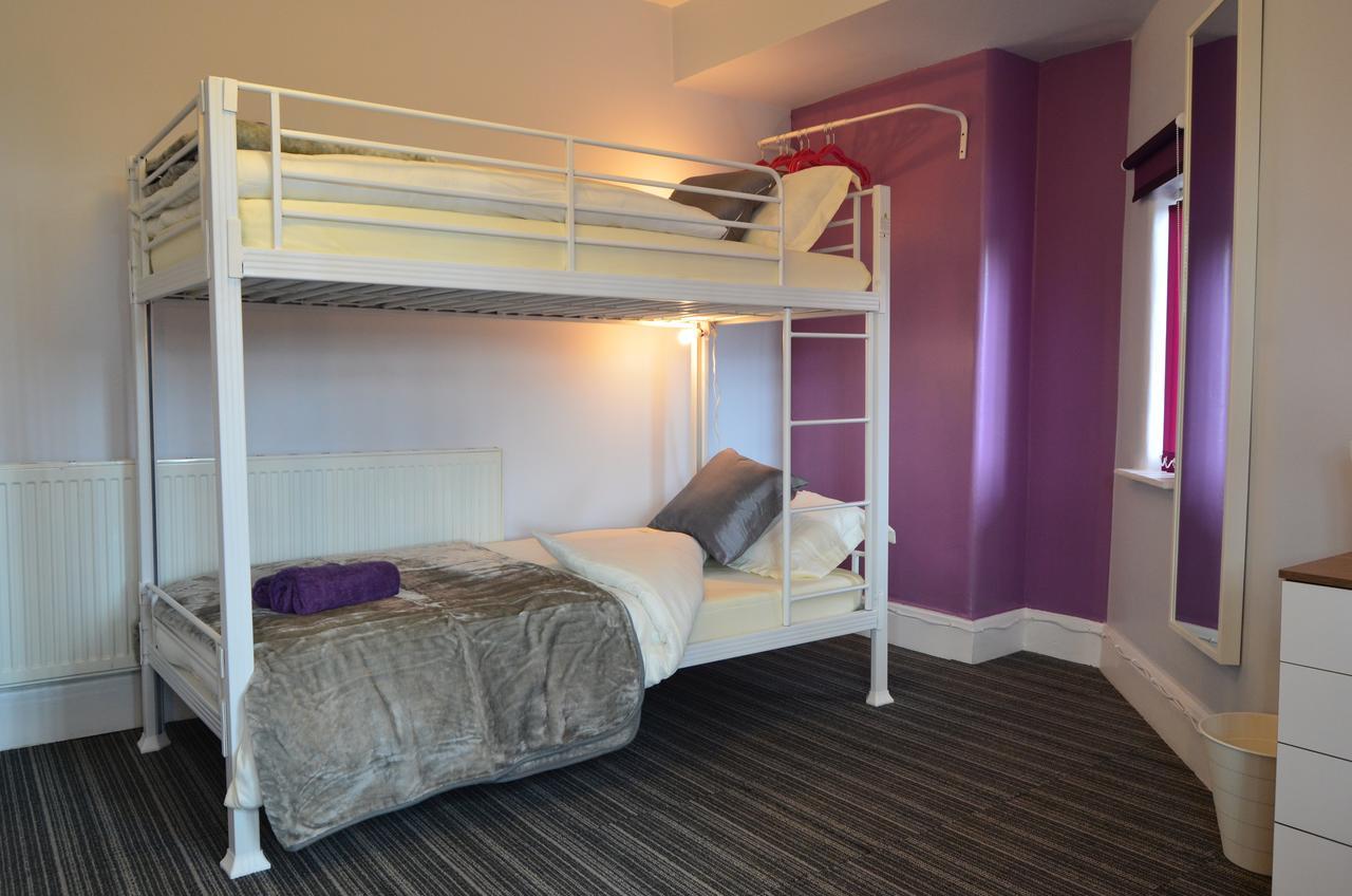 Old Trafford Guest House Sale Exteriör bild